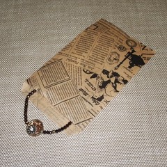 Newsprint/Kraft Paper Gift Bags — Shopping/Sales/Tote Bags