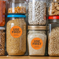 Hybsk USE First Stickers Restaurant Food Service FIFO Label 1.5 Inch Total 500 L
