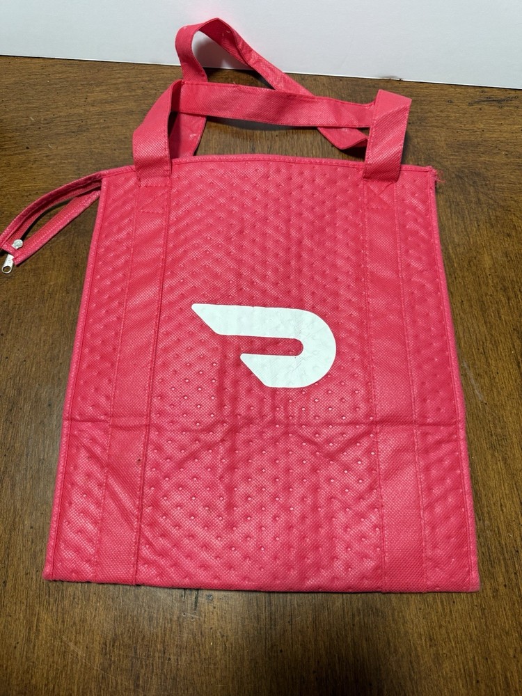 DoorDash Red Insulated Food Delivery Bag with Handles