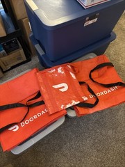 Hot Pizza Delivery Bag 19x19x6 Doordash With Carry Straps (L) x2 & Tote Bag x1