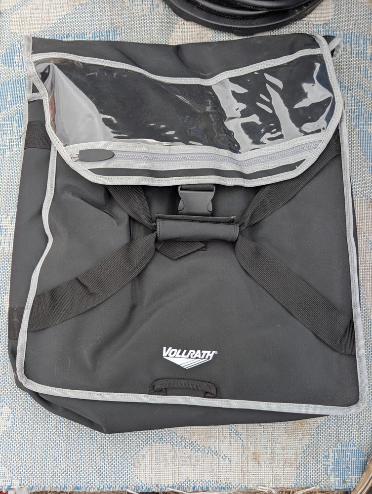 Vollrath VPB118 Pizza Delivery Bag w/ Carrying Straps — 19″W x 19″D x 9″H, Black