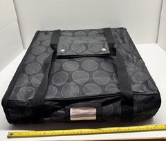Thirty One Insulated Bag. Gray Dots On Black Pizza Box Casserole Style Picnic