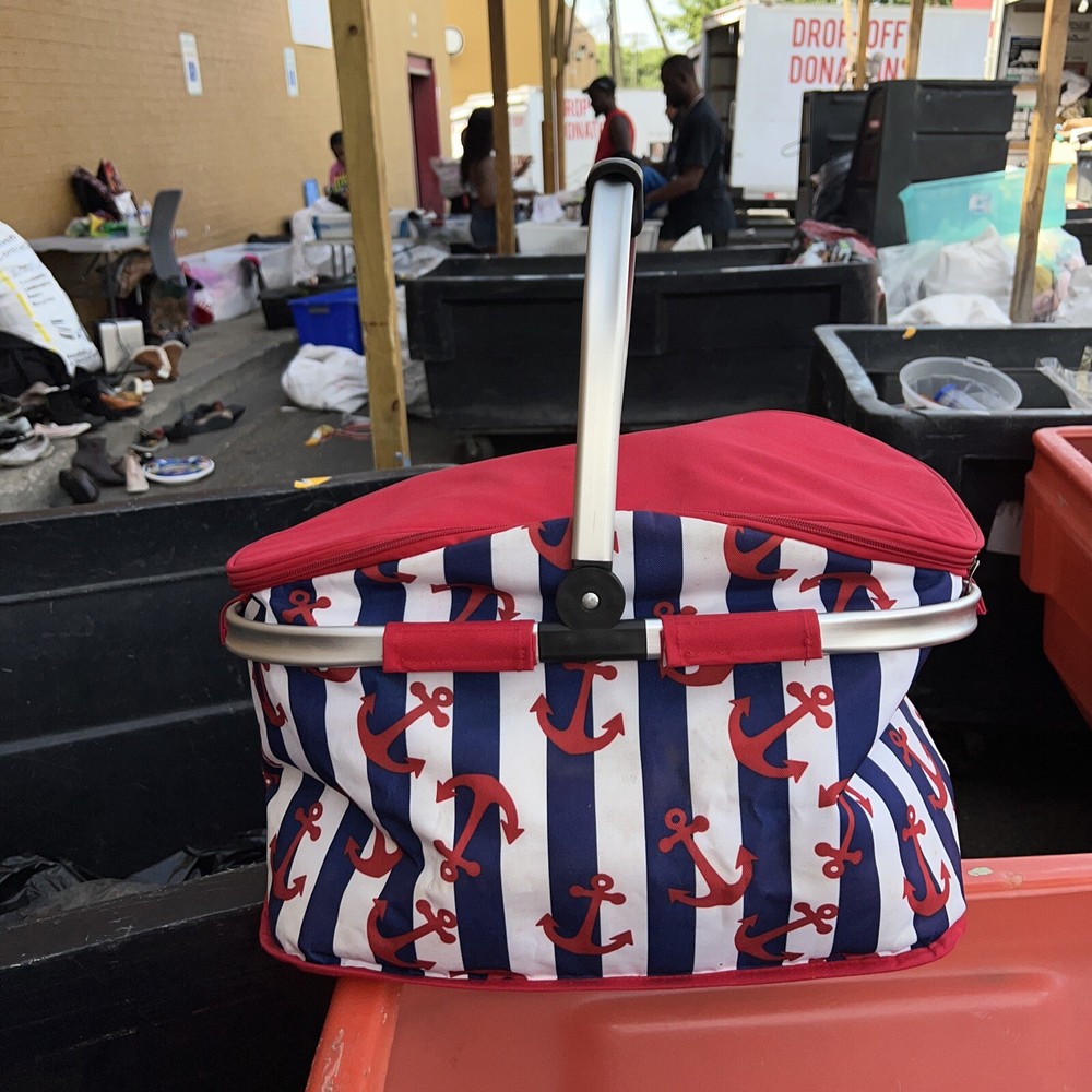 Cynthia Rowley Beach, Boat, & Picnic Tote Insulated Bag