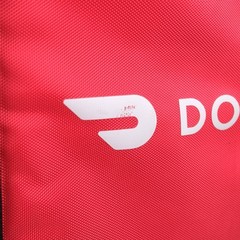 DoorDash Insulated Delivery Backpack Thermal Cooler Shelf Food Bag Red Staff