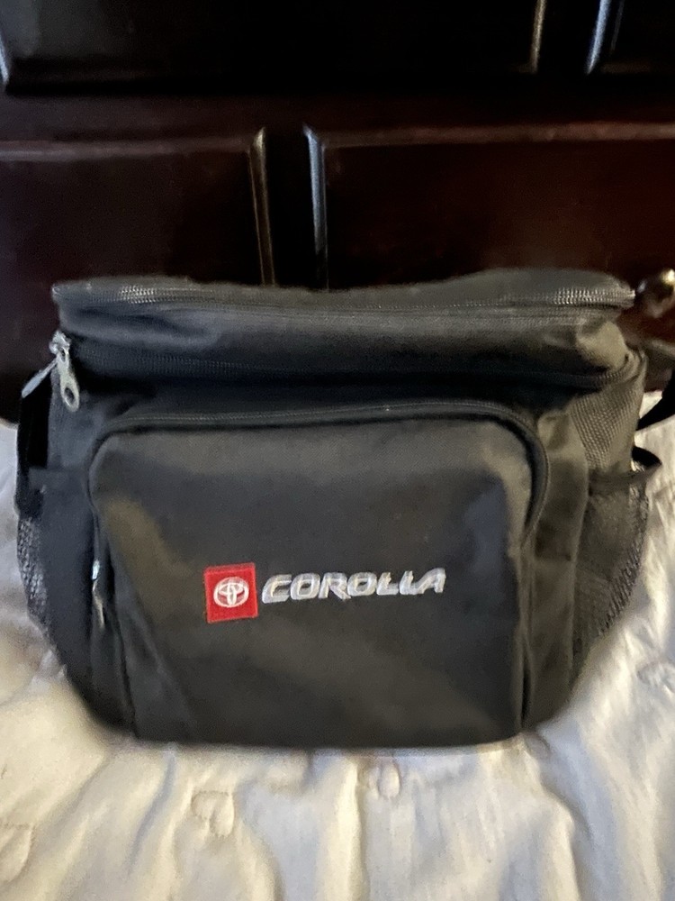 Toyota Corolla Insulated Food Delivery Bag for Hot and Cold Food Transport