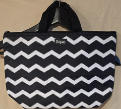 Thirty-One Black & White Chevron Insulated Zip Insulated Tote Bag