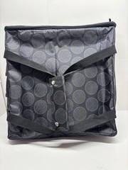 Thirty One Insulated Bag. Gray Dots On Black Pizza Box Casserole Style Picnic