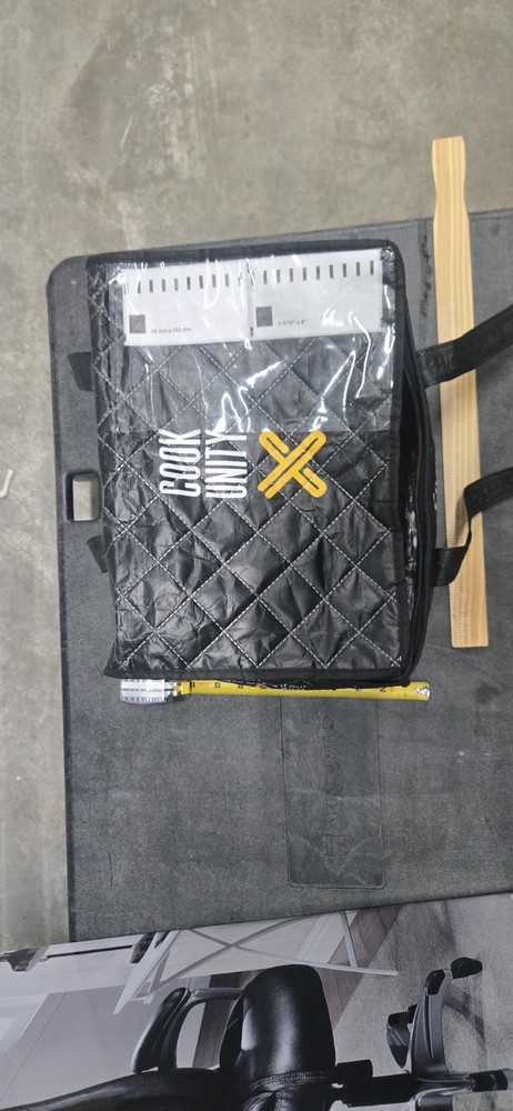 Insulated Food Delivery Bags Reflective Foil Zipper Carry Handles Black