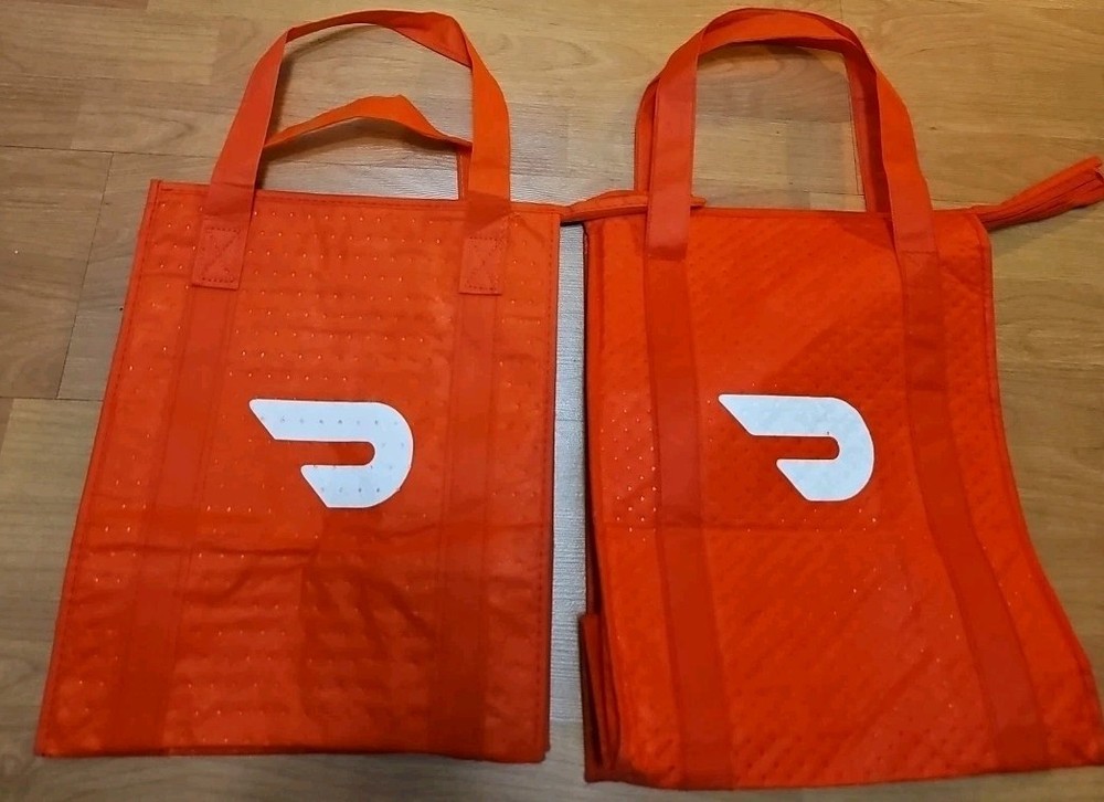 Set of 2 Doordash Insulated Food Bag Delivery Takeout Red Zip Up Top 15x13x9.5”