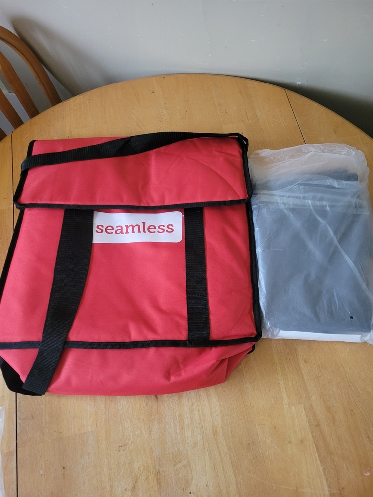 Seamless Driver Hot Thermal Food Delivery Red Black Handled Bag NIP